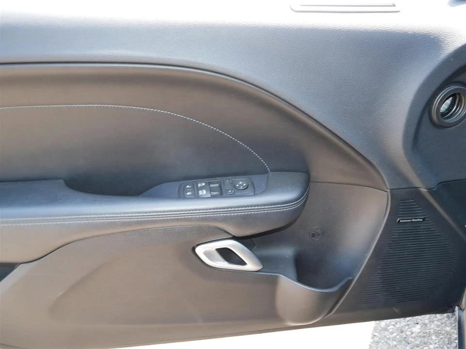 2016 Dodge Challenger 3rd Gen - Image 17 of 20