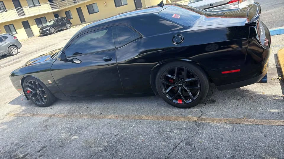 2016 Dodge Challenger 3rd Gen - Image 5 of 7