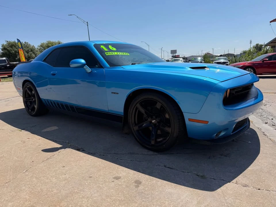 2016 Dodge Challenger 3rd Gen - Image 2 of 10