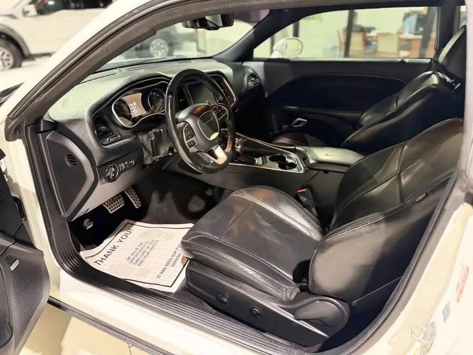 2016 Dodge Challenger 3rd Gen - Image 5 of 6