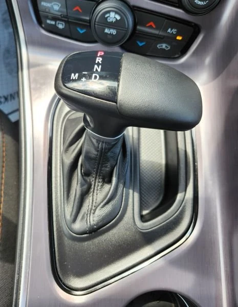 2016 Dodge Challenger 3rd Gen - Image 15 of 20