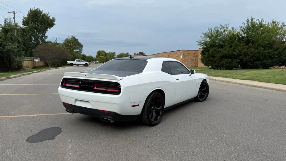 2016 Dodge Challenger 3rd Gen - Image 3 of 18