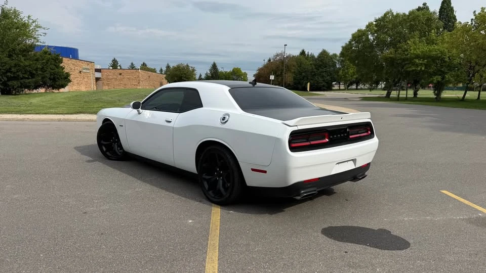 2016 Dodge Challenger 3rd Gen - Image 4 of 18