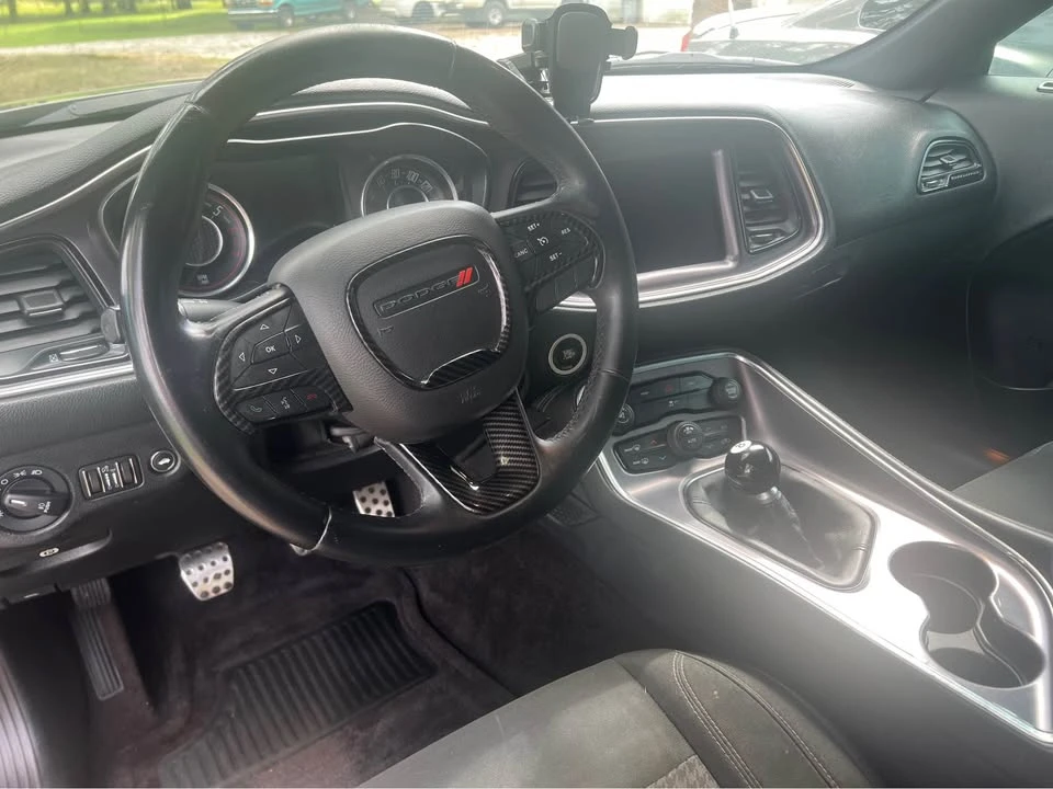 2016 Dodge Challenger 3rd Gen - Image 13 of 15