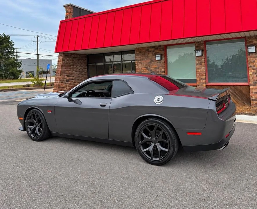 2016 Dodge Challenger 3rd Gen - Image 9 of 11