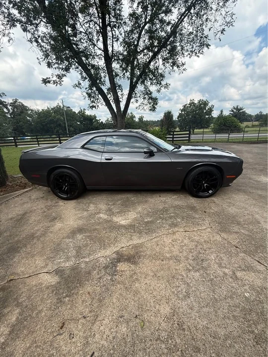 2016 Dodge Challenger 3rd Gen - Image 14 of 15