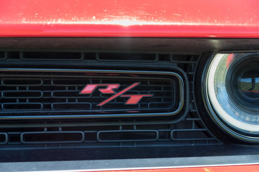2016 Dodge Challenger 3rd Gen - Image 16 of 31
