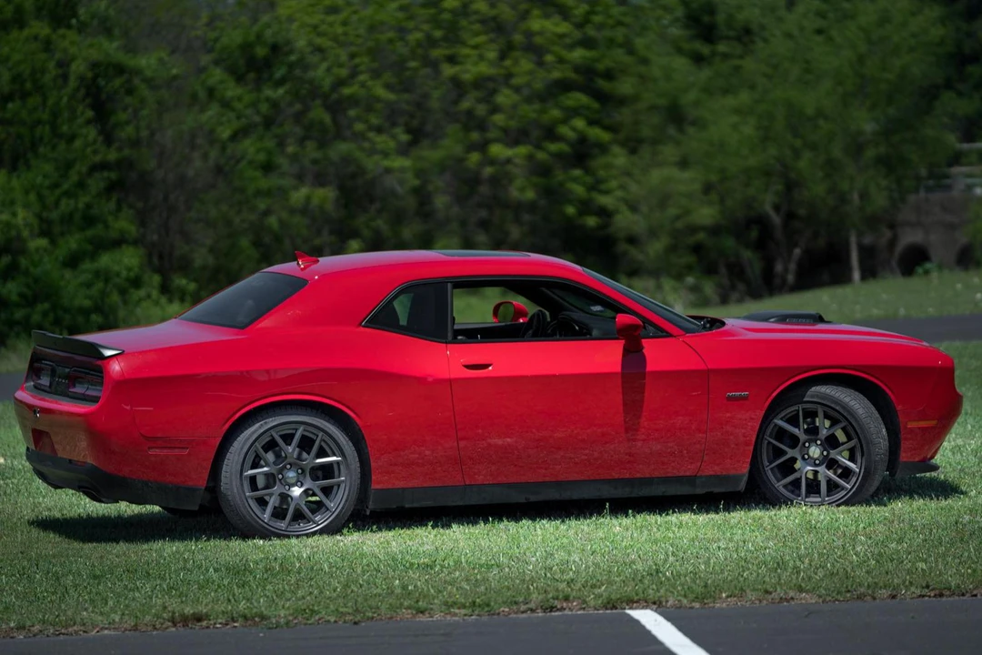 2016 Dodge Challenger 3rd Gen - Image 3 of 31