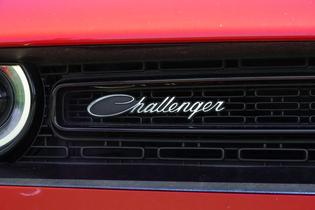 2016 Dodge Challenger 3rd Gen - Image 15 of 31