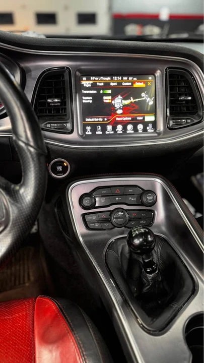 2016 Dodge Challenger 3rd Gen - Image 8 of 13