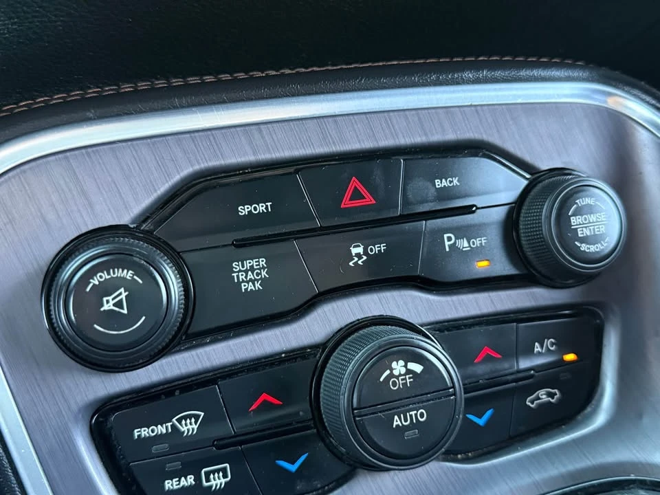 2016 Dodge Challenger 3rd Gen - Image 17 of 20