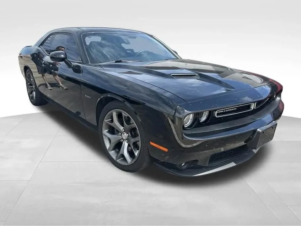 2016 Dodge Challenger 3rd Gen - Image 2 of 3