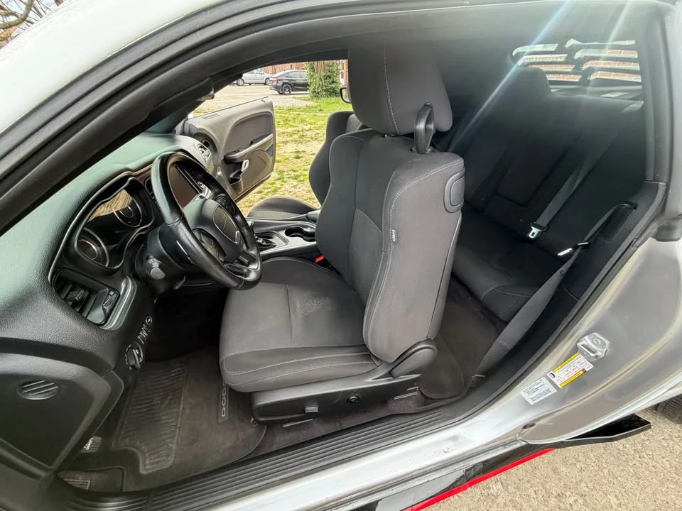 2016 Dodge Challenger 3rd Gen - Image 11 of 19