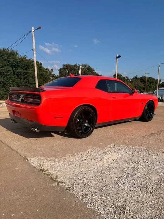 2016 Dodge Challenger SRT8 & 392 3rd Gen - Image 7 of 20