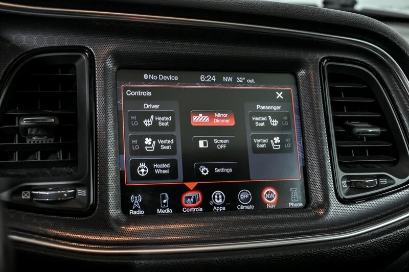 2016 Dodge Challenger SRT8 & 392 3rd Gen - Image 28 of 31