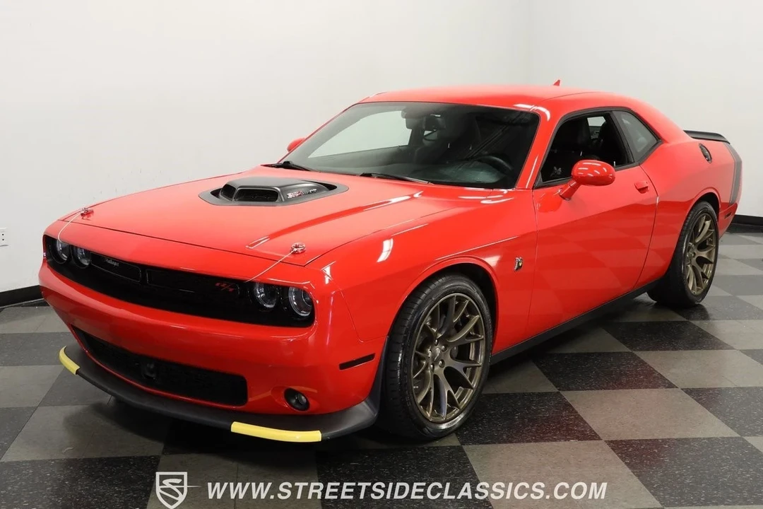 2016 Dodge Challenger SRT8 & 392 3rd Gen - Image 18 of 21