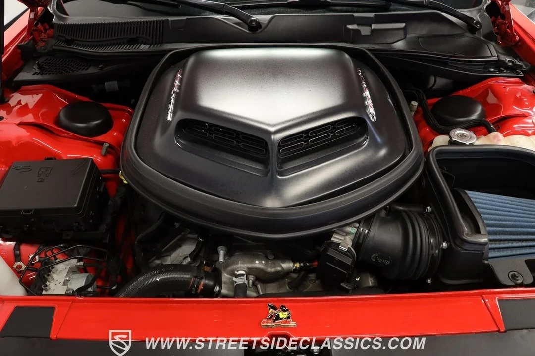 2016 Dodge Challenger SRT8 & 392 3rd Gen - Image 4 of 12