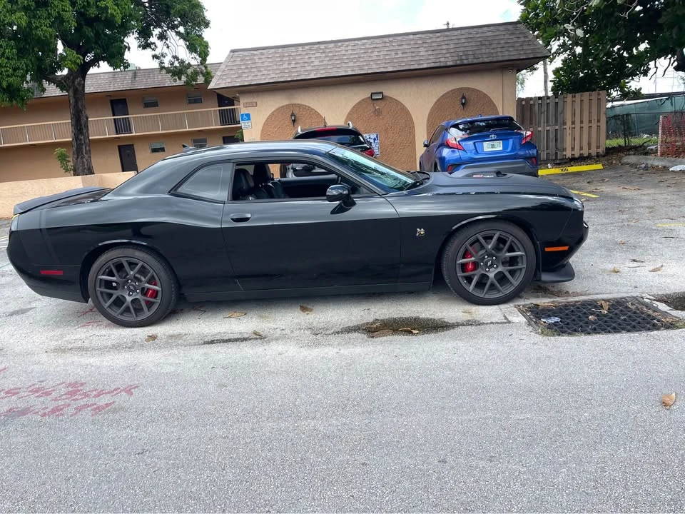 2016 Dodge Challenger SRT8 & 392 3rd Gen - Image 7 of 10