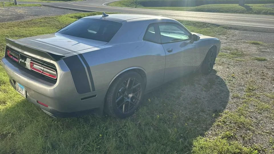 2016 Dodge Challenger SRT8 & 392 3rd Gen - Image 4 of 10