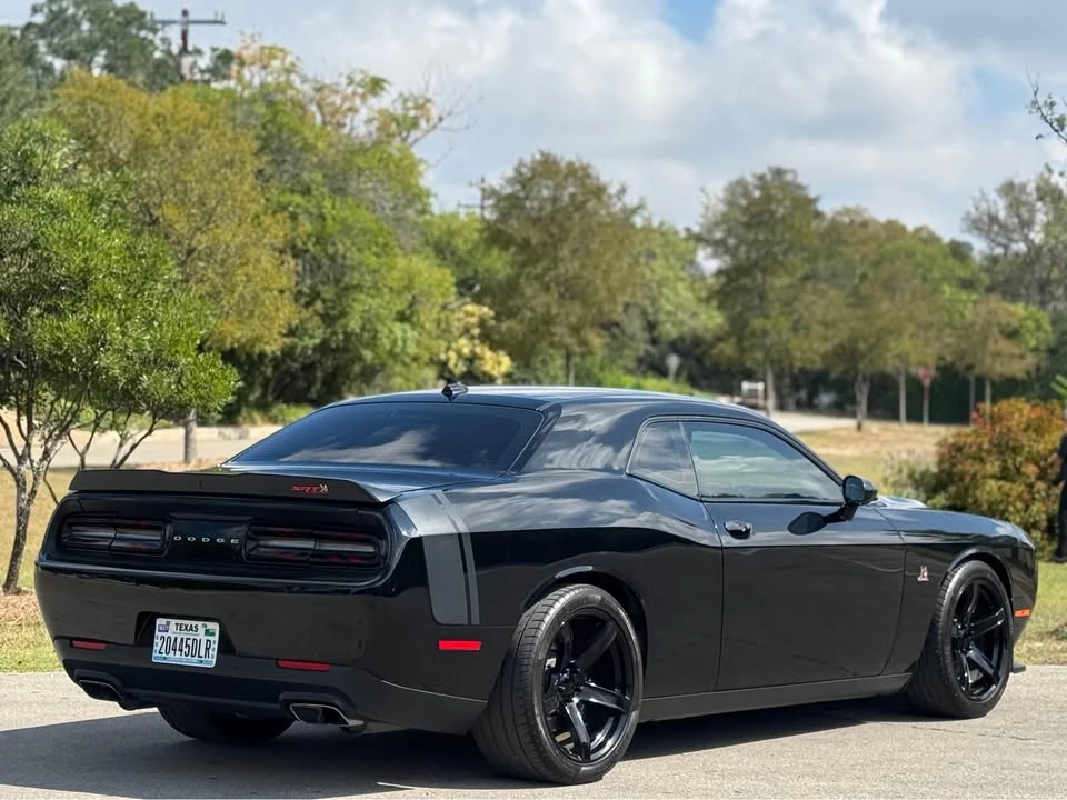 2016 Dodge Challenger SRT8 & 392 3rd Gen - Image 16 of 19
