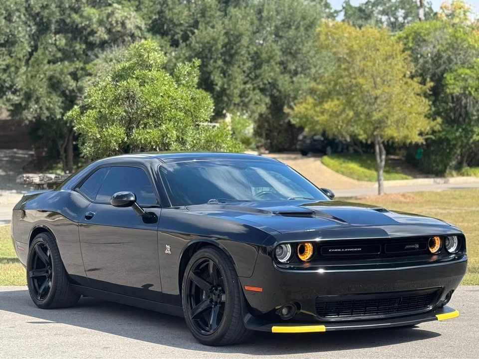 2016 Dodge Challenger SRT8 & 392 3rd Gen - Image 2 of 19