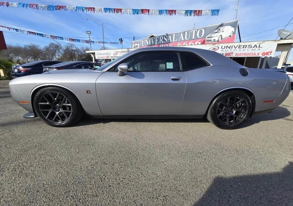 2016 Dodge Challenger SRT8 & 392 3rd Gen - Image 4 of 9