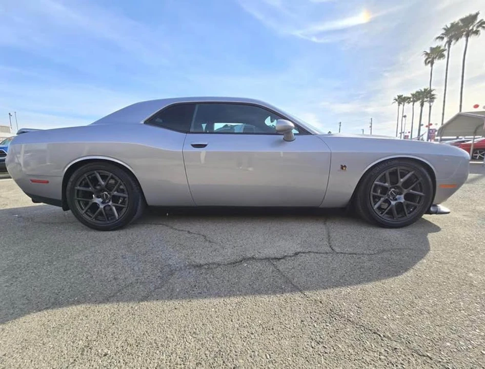 2016 Dodge Challenger SRT8 & 392 3rd Gen - Image 3 of 9