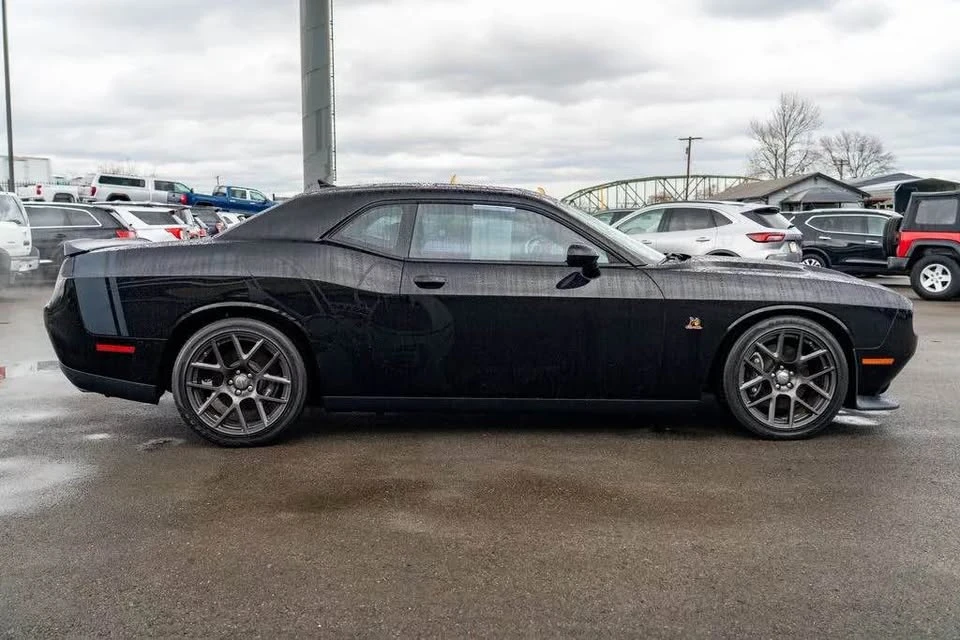 2016 Dodge Challenger SRT8 & 392 3rd Gen - Image 4 of 11