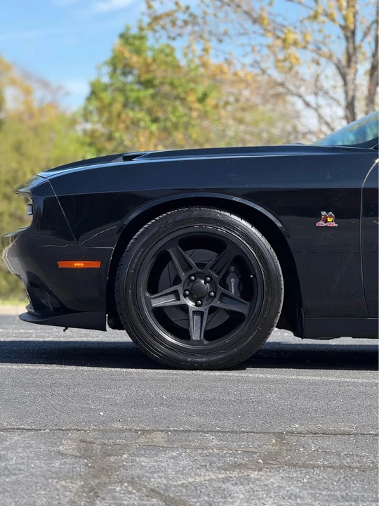 2016 Dodge Challenger SRT8 & 392 3rd Gen - Image 10 of 18