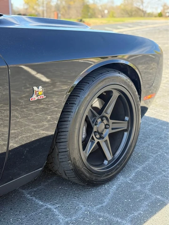 2016 Dodge Challenger SRT8 & 392 3rd Gen - Image 4 of 18