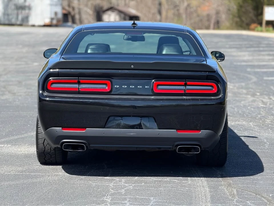 2016 Dodge Challenger SRT8 & 392 3rd Gen - Image 7 of 18