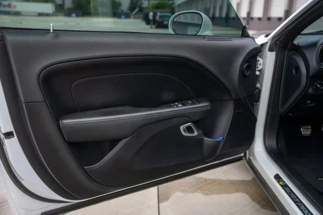 2016 Dodge Challenger SRT8 & 392 3rd Gen - Image 9 of 21