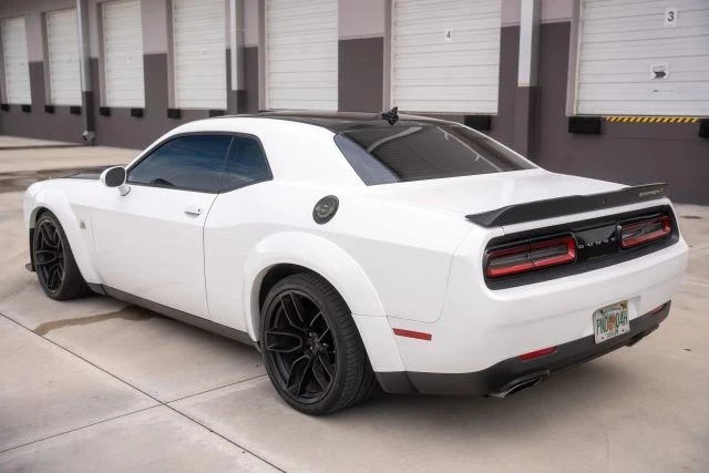 2016 Dodge Challenger SRT8 & 392 3rd Gen - Image 4 of 21