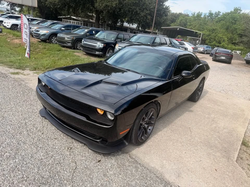2016 Dodge Challenger SRT8 & 392 3rd Gen - Image 2 of 10