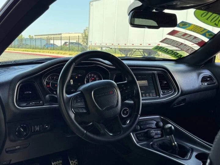 2016 Dodge Challenger SRT8 & 392 3rd Gen - Image 9 of 12