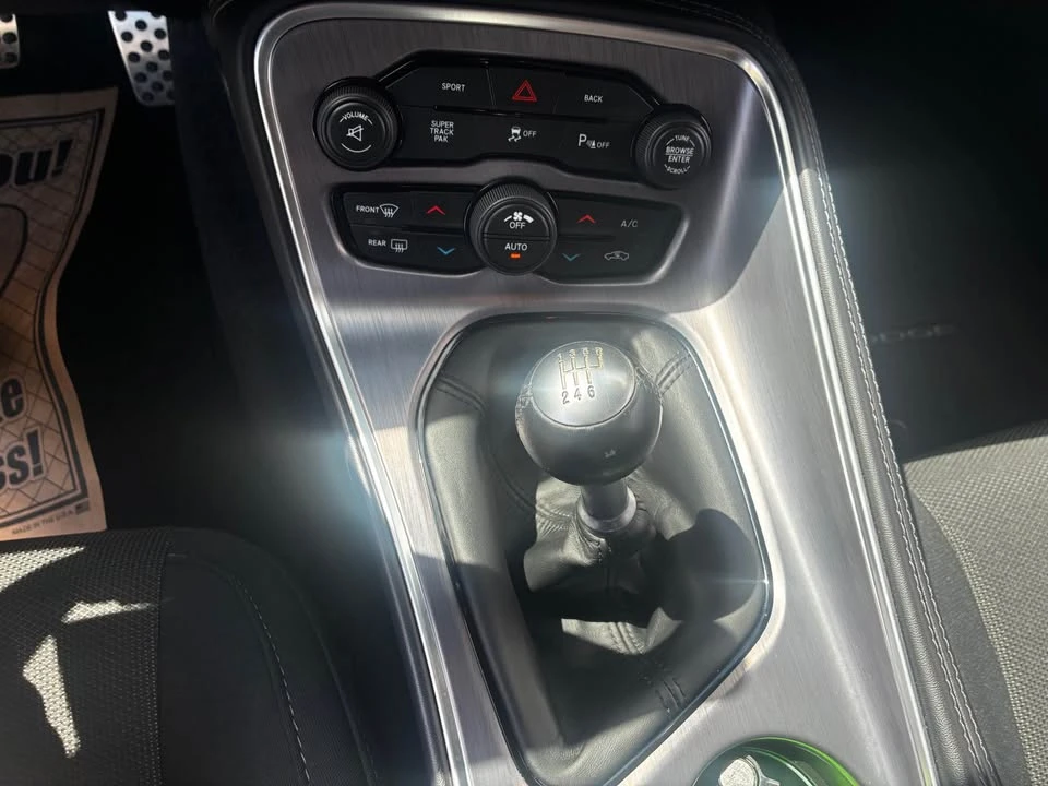 2016 Dodge Challenger SRT8 & 392 3rd Gen - Image 15 of 17