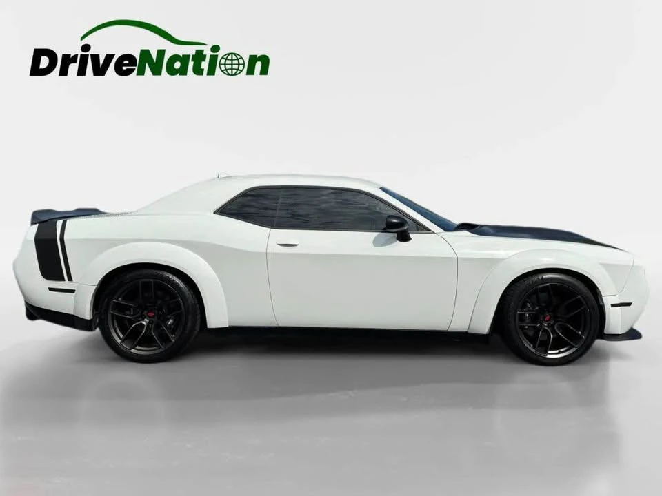 2016 Dodge Challenger SRT8 & 392 3rd Gen - Image 4 of 19