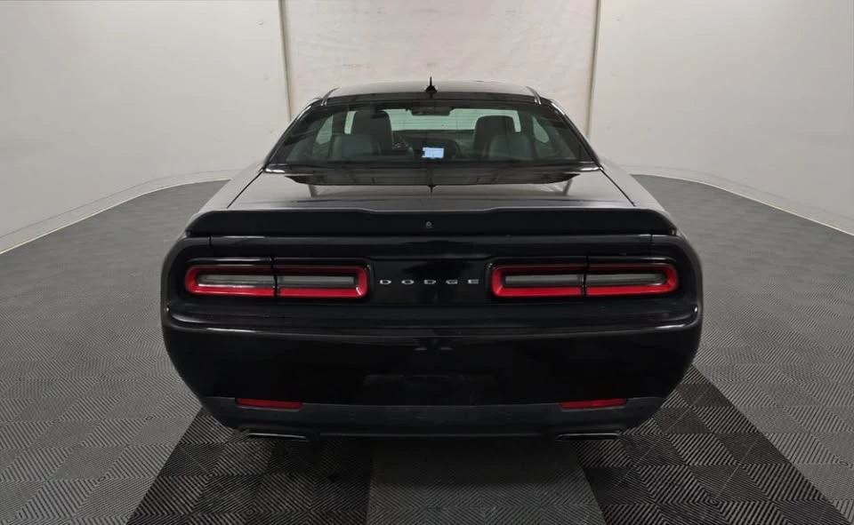 2016 Dodge Challenger SRT8 & 392 3rd Gen - Image 4 of 13