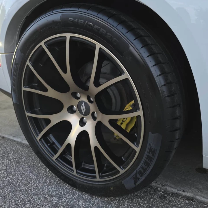 2016 Dodge Challenger SRT8 & 392 3rd Gen - Image 9 of 20