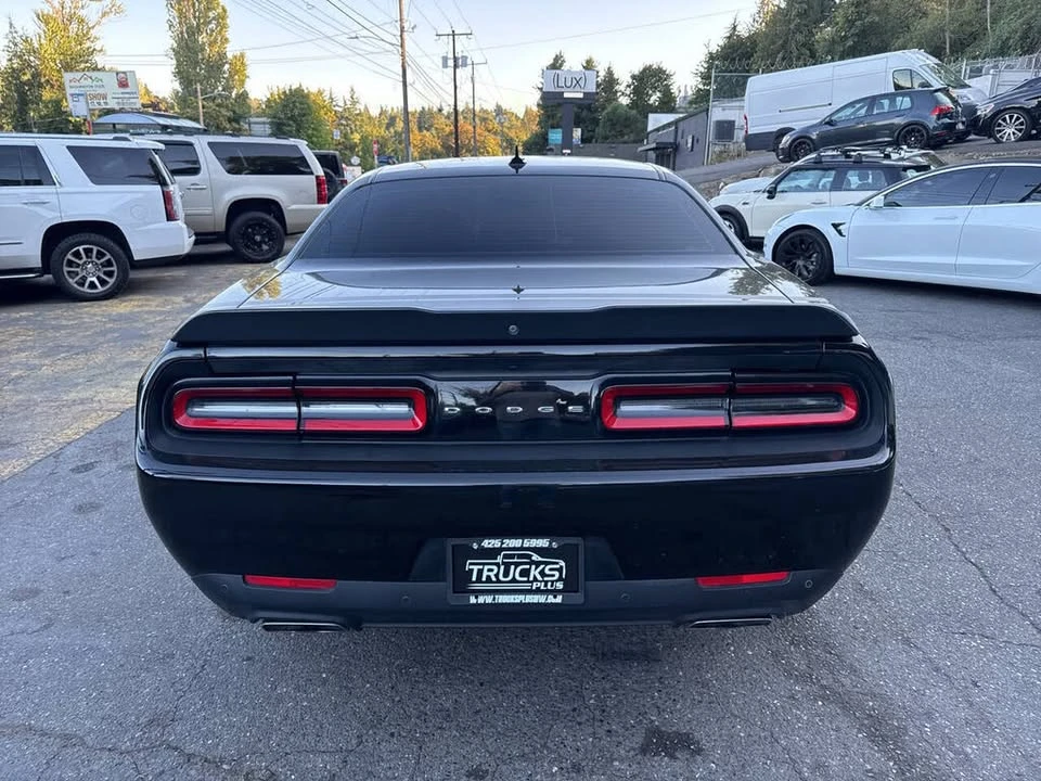 2016 Dodge Challenger SRT8 & 392 3rd Gen - Image 5 of 20