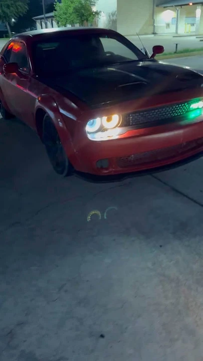 2016 Dodge Challenger SRT8 & 392 3rd Gen - Image 3 of 8