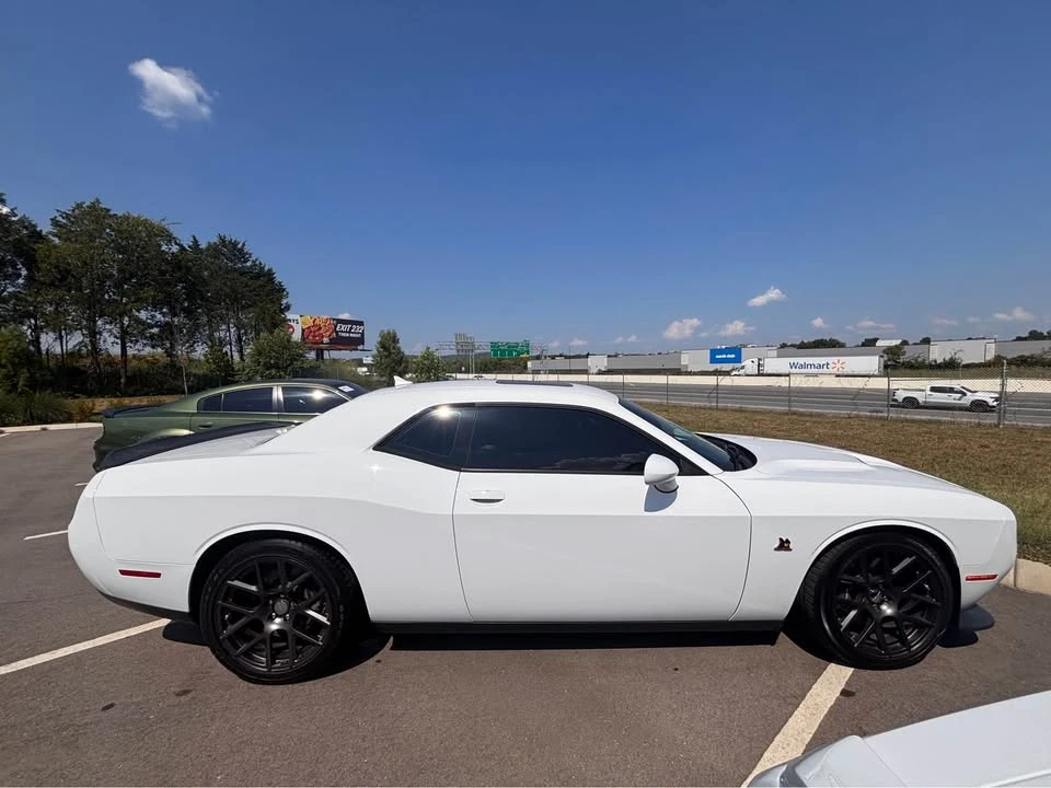 2016 Dodge Challenger SRT8 & 392 3rd Gen - Image 3 of 11