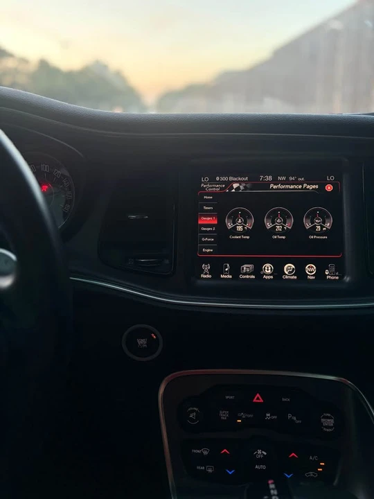 2016 Dodge Challenger SRT8 & 392 3rd Gen - Image 5 of 6