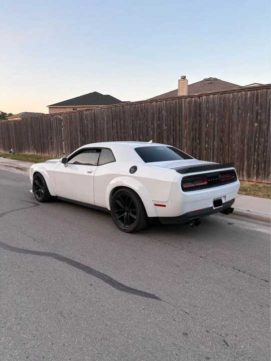 2016 Dodge Challenger SRT8 & 392 3rd Gen - Image 3 of 6