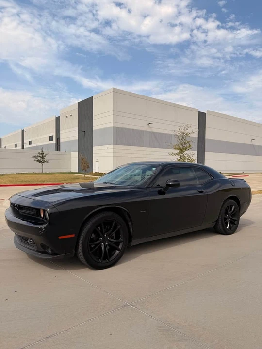 2016 Dodge Challenger 3rd Gen - Image 5 of 15