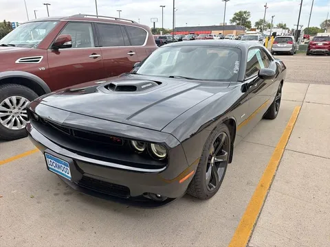 2016 Dodge Challenger R/T Shaker