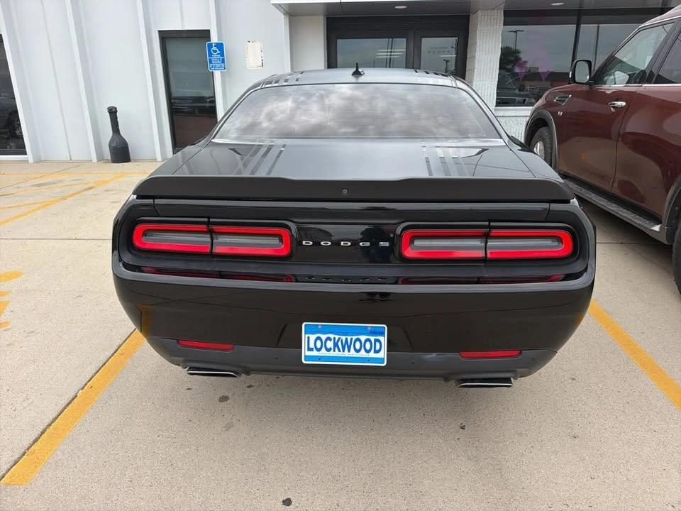 2016 Dodge Challenger 3rd Gen - Image 5 of 19
