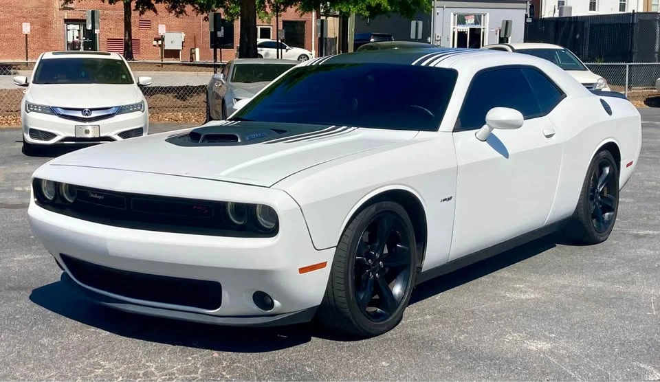 2016 Dodge Challenger 3rd Gen - Image 5 of 15