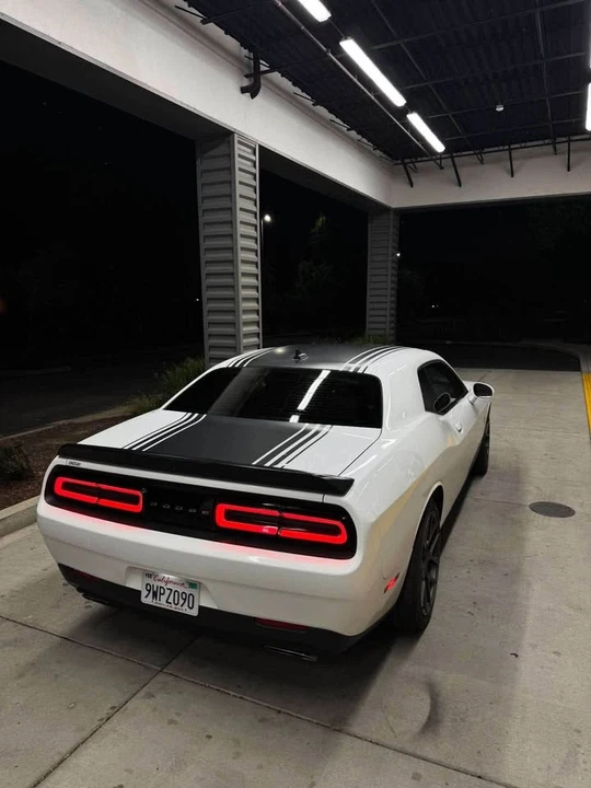 2016 Dodge Challenger 3rd Gen - Image 8 of 20