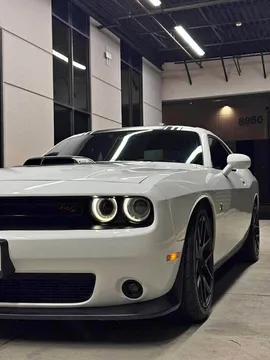 2016 Dodge Challenger R/T Shaker Coupe 2D